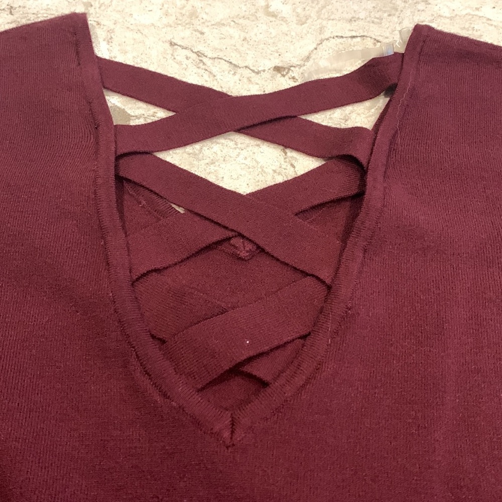 Pullover sweater - Picture 8 of 11